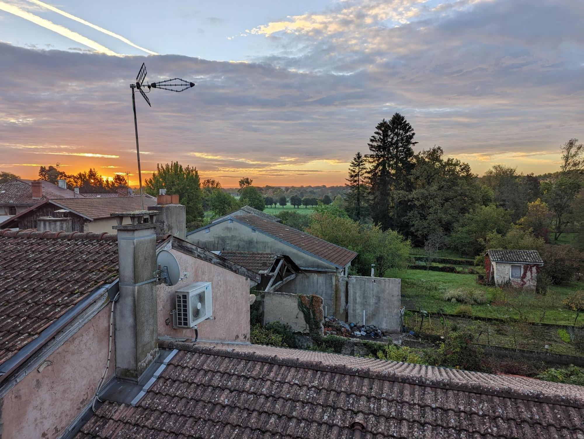 Appartement Le Cinoche, Cocon Sous Les Toits à Pont-de-Vaux Extérieur photo
